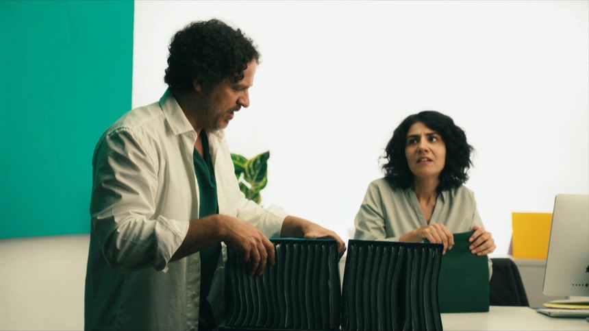 Reparto de tareas: la respuesta a automatizar o contratar personal casi siempre es mixta