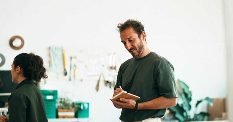 ¿Un Autónomo Necesita un CRM?