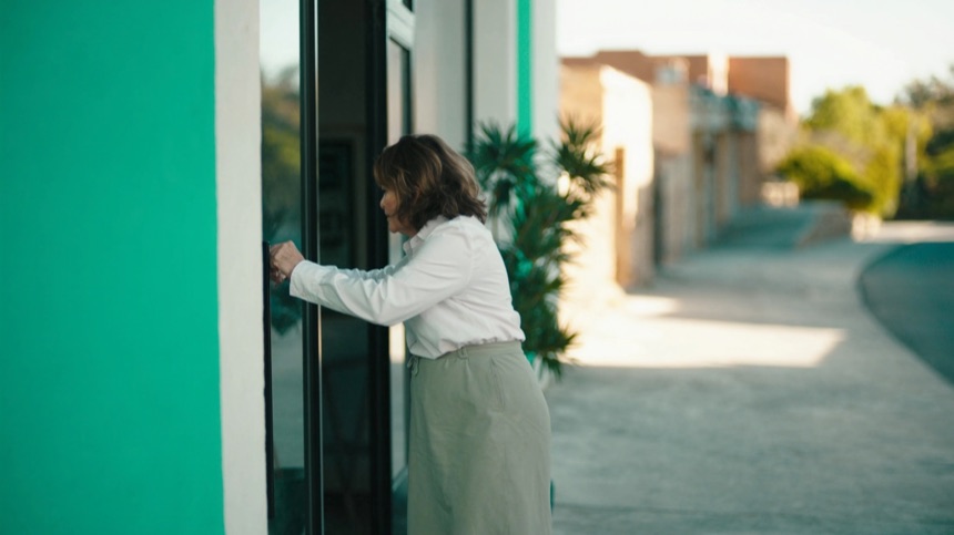 Negocio local abriendo por la mañana: Google Business Profile es su activo gratuito más rentable